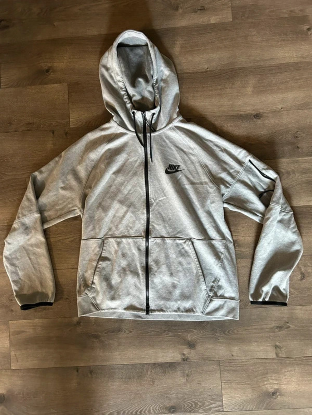 nike tech fleece full zip hoodie L